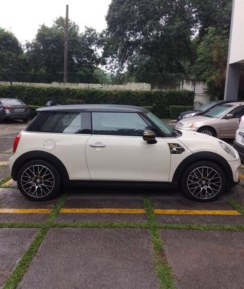 MINI COOPER 1.5 12V TURBO GASOLINA 2P AUTOMÁTICO MINI COOPER 1.5 12V TURBO GASOLINA 2P AUTOMÁTICO